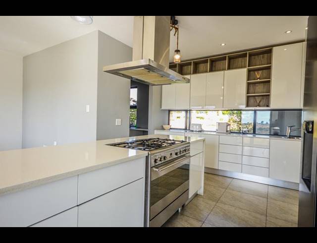 4 BEDROOM PROPERTY TO RENT IN COPPERLEAF ESTATE